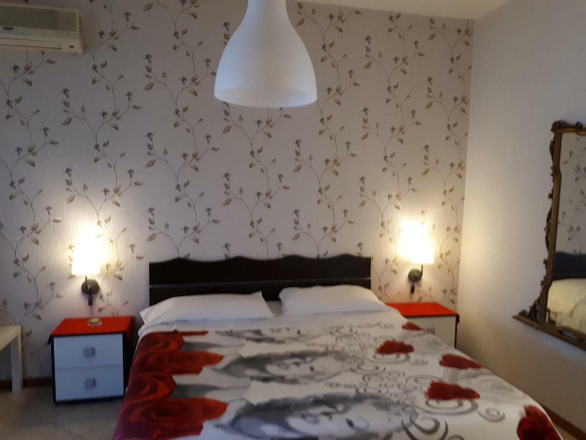 Thaire Resort 카스텔볼튜노 외부 사진