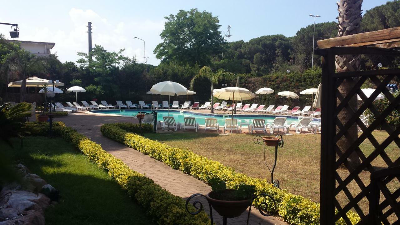 Thaire Resort 카스텔볼튜노 외부 사진