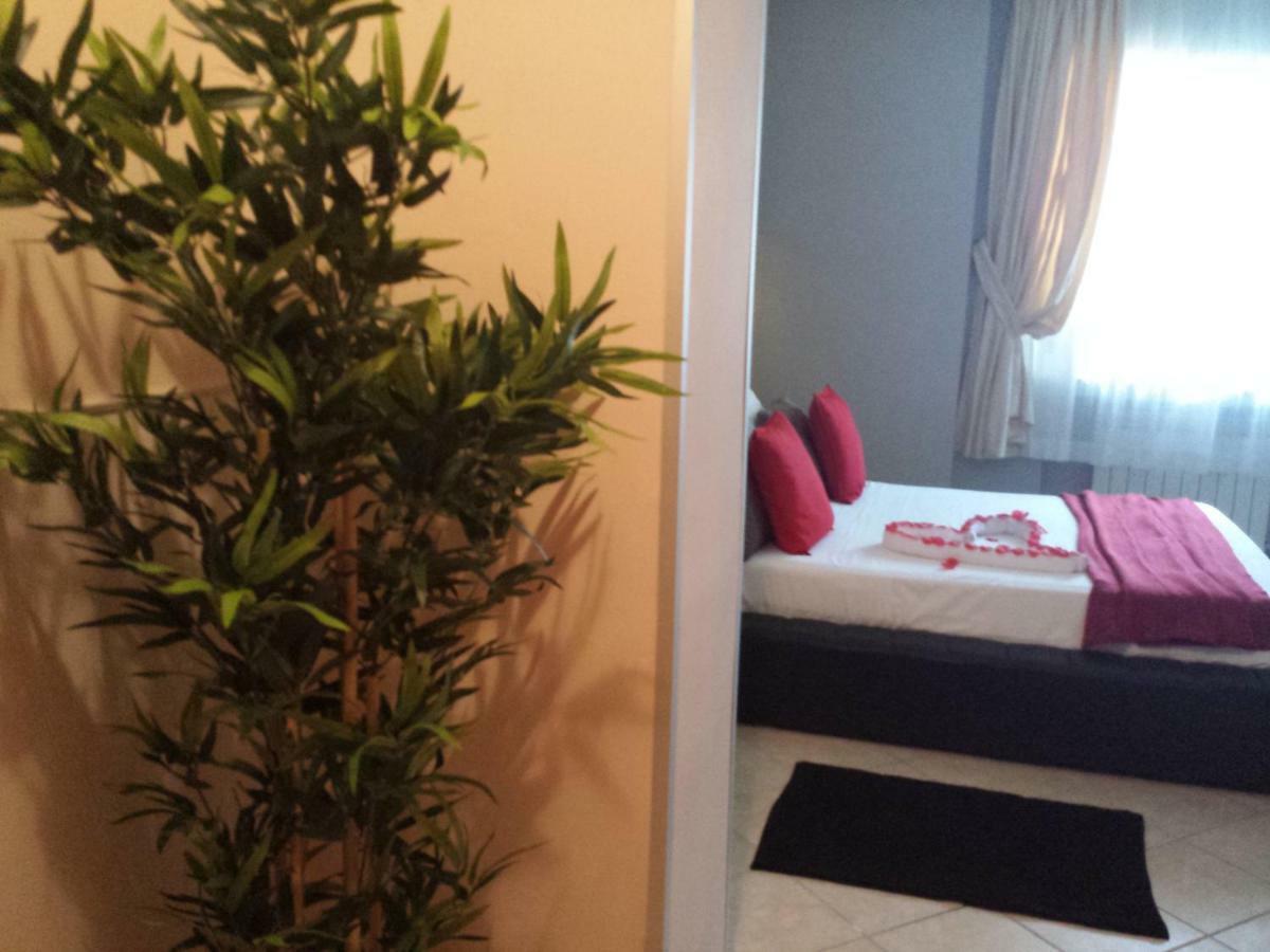 Thaire Resort 카스텔볼튜노 외부 사진