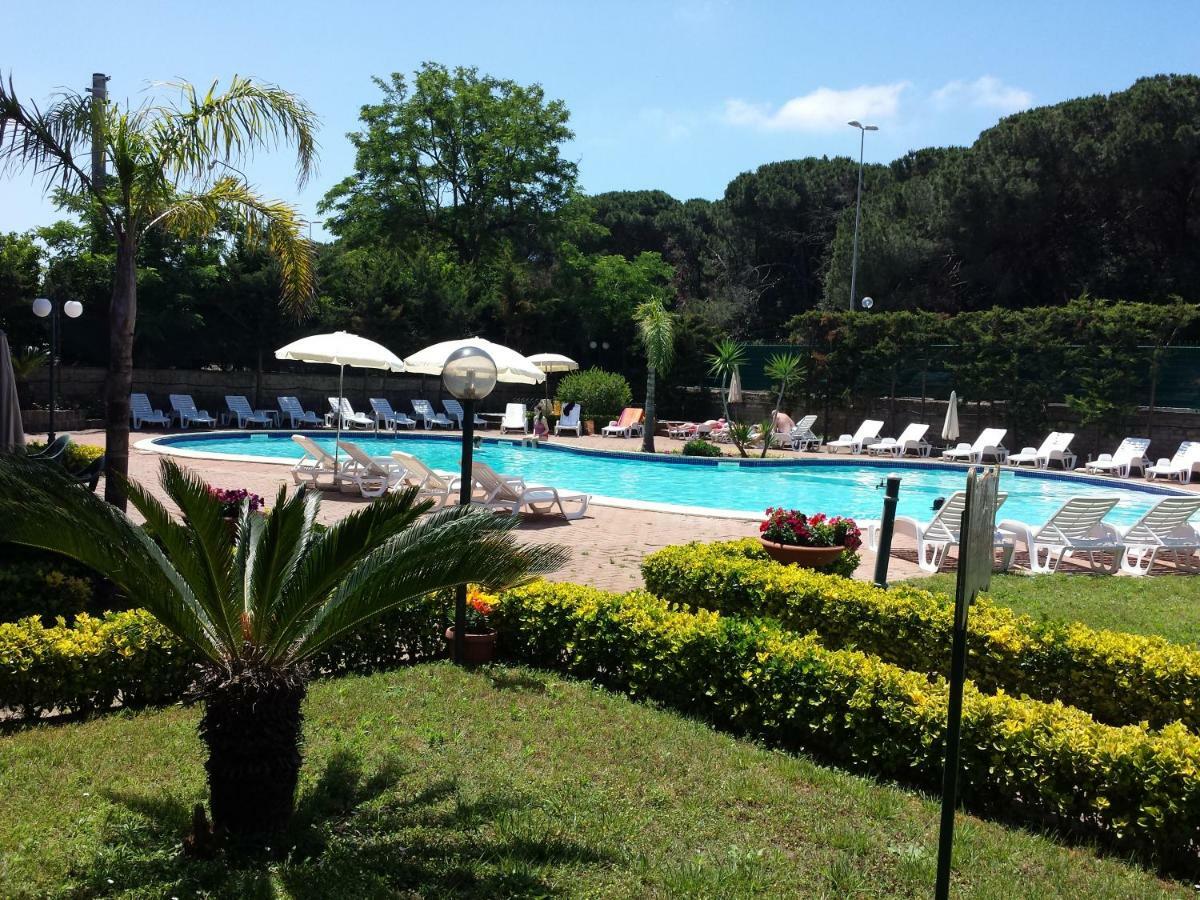Thaire Resort 카스텔볼튜노 외부 사진